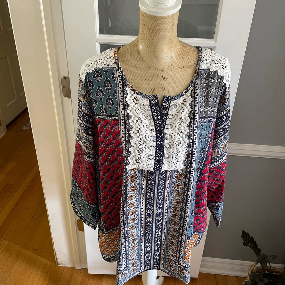 Lucky Brand multi color lace tunic top